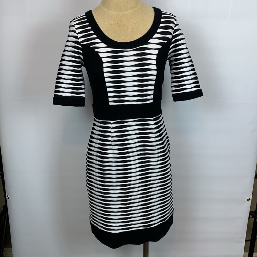 Karen Kane black and white stripe textured dress, Small